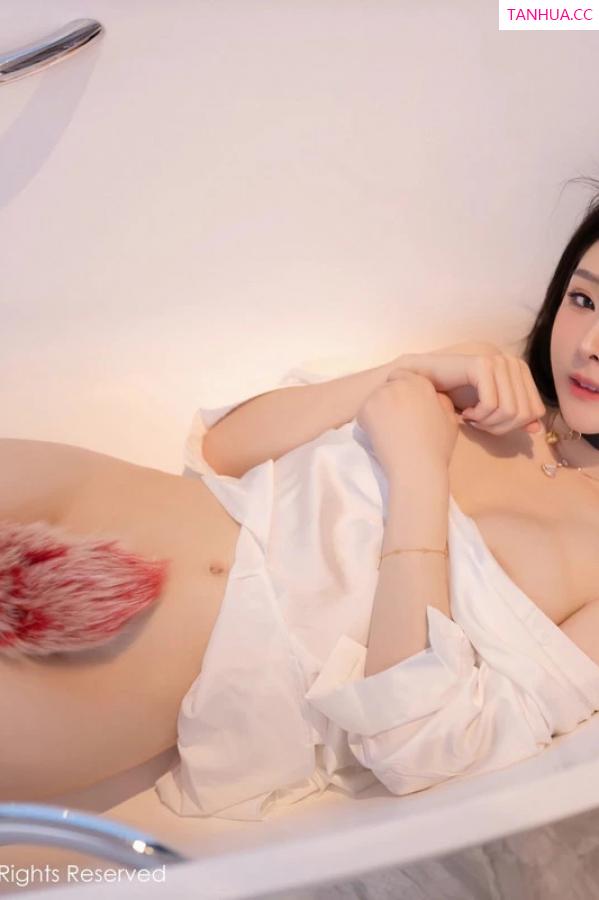 逗逗DouDou  [XiuRen]高清写真图 2024.02.22 No.8129 小逗逗 性感美腿第51张图片